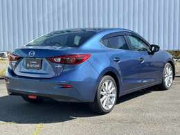 岩手マツダの中古車は、自社工場にて純正部品を使用し整備させていただきます。また、赤いバナーの中古車は内外装現状販売となり、トラブル防止の為現車確認ができるお客様のみに販売させていただいております。