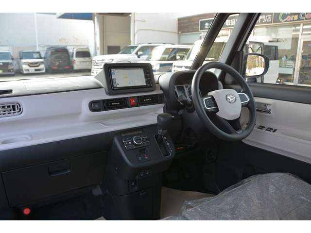 スマホアプリ連携ナビ＆Apple　CarPlay/Android　Auto対応＆フルセグTV＆Bluetooth・USB接続＆ナビ連動ドラレコ＆バックカメラ＆ETC＆マットを取り付け済みでお渡しです！