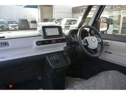 スマホアプリ連携ナビ＆Apple　CarPlay/Android　Auto対応＆フルセグTV＆Bluetooth・USB接続＆ナビ連動ドラレコ＆バックカメラ＆ETC＆マットを取り付け済みでお渡しです！