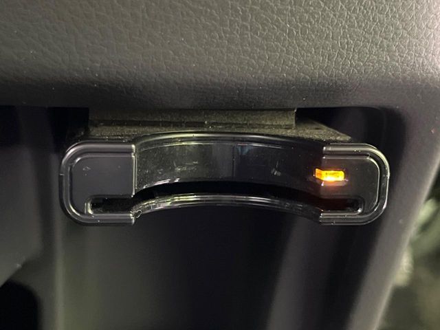 【ETC】高速道路の料金所をストレスなく通過！話題のスポットやサービスエリアに多い「スマートIC」利用時は必須のアイテムです。当店でセットアップを実施、ご納車当日からすぐにご利用いただけます！