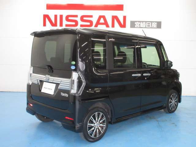 YouTubeに《ひとめぼれ仕様》の施工風景をUPしました！是非ご覧下さい☆彡職人の手による磨き技術は必見です☆彡https://www.youtube.com/watch?v=hsXVsD5hcg8