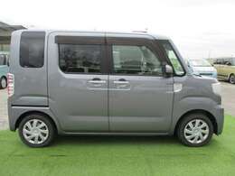 店頭販売もしております。在庫が無くなってしまうこともございますので気になる車はお早めに問い合わせください。