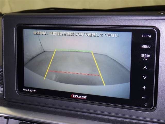 バックモニター搭載で車庫入れ安心！バックする際に後方確認ができて便利です！