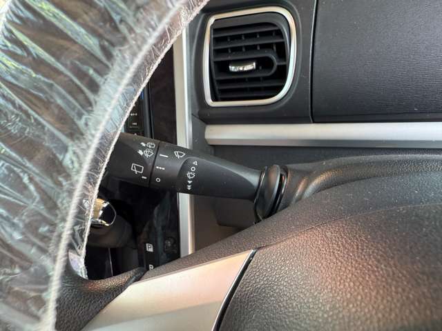 運転席操作部です！わからないスイッチ類や操作部はお気軽にお問い合わせ下さい！