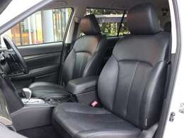 黒革シート装備☆内装ももちろんクリーンナップ済みですので気持ちよくお使いいただければと思います！