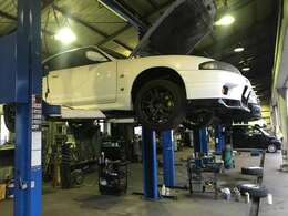 お支払総額55万円には、点検整備代、自動車税、自賠責保険料、重量税、名義変更代等全て含まれた価格となっております♪（※八戸ナンバーエリア内）　但し県外ナンバーや陸送が必要な場合は別途加算となります♪