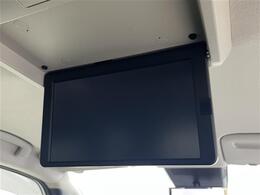 【後部座席操作部】『後部座席周辺の装備』の画像になります。写真の内容に関してご不明点、ご質問等がございましたらお気軽にガリバー店舗までお問い合わせください。