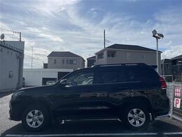 安心の全車保証付き！（※部分保証、国産車は納車後3ヶ月、輸入車は納車後1ヶ月の保証期間となります）。その他長期保証(有償)もご用意しております！※長期保証を付帯できる車両には条件がございます。