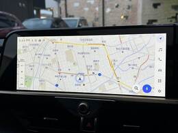 【純正メーカーナビ】装備でフルセグTV視聴や、Bluetooth等充実装備。