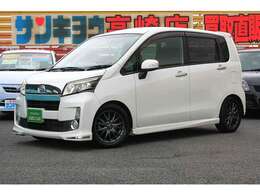 左斜め前からのムーヴです！ブリッツ車高調が車全体をローダウンして引き締まった感じで、スタイルもかっこよくおすすめの一台です！