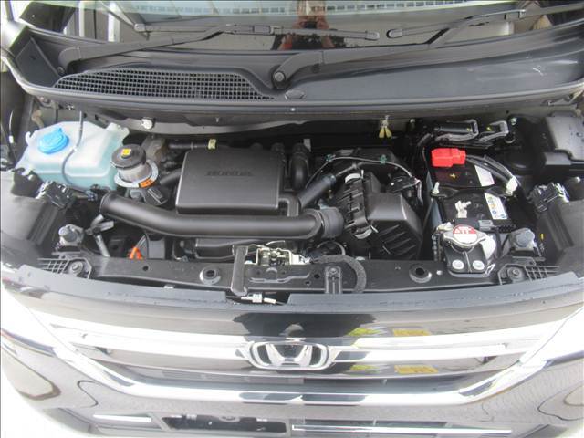 弊社は車検のコバックも提携しており、月々の車検台数300台の実績もありますので、納車後のアフターケアーもご安心ください。