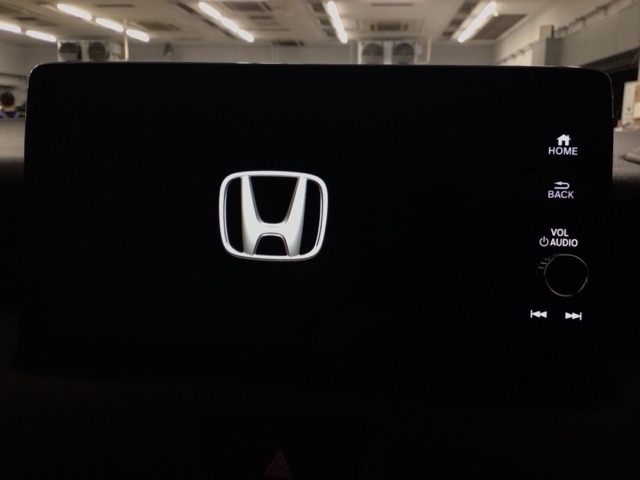 Honda　CONEECT対応で、更に便利が広がったナビディスプレーです♪フルセグTVとFM/AMラジオもお聞きいただけます♪