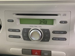 ダイハツ純正CDコンポ搭載です！