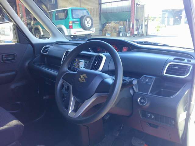 内装もきれいな車両です