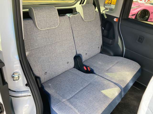 新車・中古車どちらもお買い求め頂けます！新車・登録（届出済）未 使用車を中心に、高年式のお車を展示しております！旧車・希少車も扱います。【無料電話】0078-6003-060214