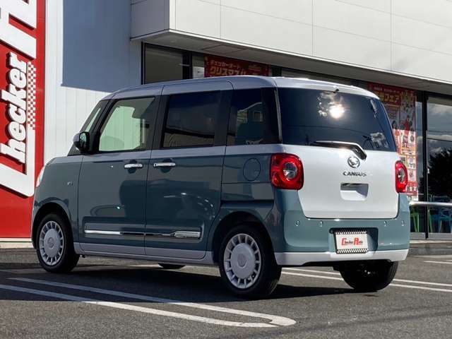 チェッカーオートスタッフ一同★お客様に快適なカーライフをご提供させて頂く事を第一に考えております。女性スタッフもおりますのでお気軽にご相談くださいませ♪