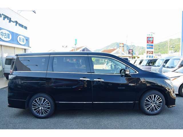 ●車検・整備・板金工場併設の自動車複合施設だからできる安心のメンテナンス！オプションパーツ取付けももちろん歓迎です！！●無料通話【TEL：0078-6002-838529】