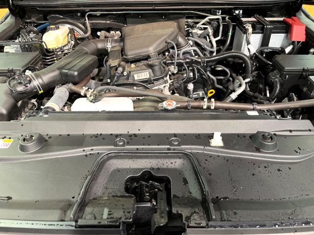 親切・丁寧な専門メカニックスタッフが応対！・車検・点検整備・事故等の修理などアフターサービスも安心。お車のカスタマイズもネクステージのサービススタッフまでご相談ください！