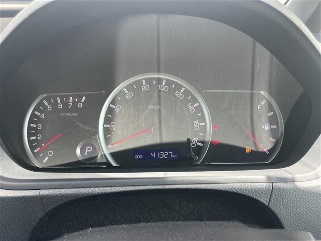 気になる車はすぐにお問い合わせください！画面右側の0066から始まる無料ダイヤルからお問い合わせ下さい！専門スタッフがお車のご質問にお答えいたします！