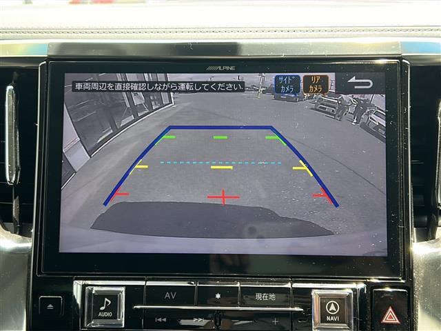 4WD　衝突被害軽減システム　サンルーフ　ガラスルーフ　純正ALPINEナビ（Bluetooth/CD/DVD/フルセグ）　両側パワースライドドア　クルーズコントロール　ステアリングスイッチ