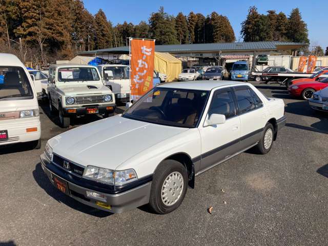 ⭐︎レイページ⭐︎ レジェンドの旧車ですが綺麗です