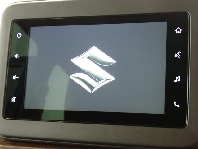 メーカーオプションのディスプレイオーディオを装備しています。