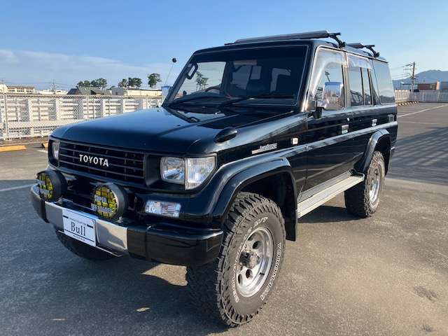 自社ホームページにてお車の詳細情報が見れます。他にも低価格、高品質な在庫車両を多数掲載しておりますので是非ご覧下さい。