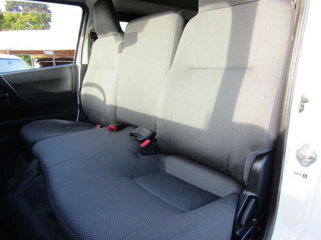 お支払い方法はオートローンまたはクレジットカード払い対応●買取り、下取り強化キャンペーン中●当社買取りスタッフにより高額査定致します●お気軽にお申し付け下さい●出張買取りもお気軽にご相談下さい●