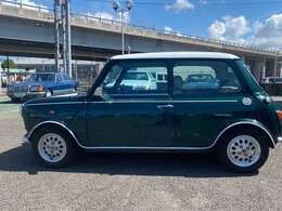 令和6年3月車検の際にオートマチックトランスミッションのオーバーホールを実施。その後1000kmほどしか走行していません。