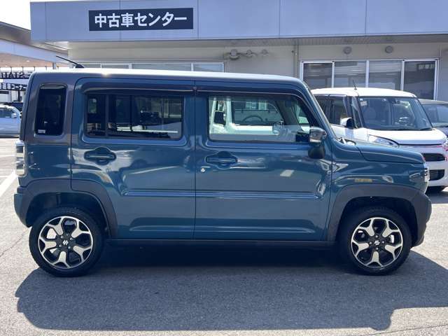 【KMGホールディングスとは】西日本で約80店舗を運営しています☆70年以上自動車を販売してきたノウハウでお客さまの車選びを大切にサポートさせていただきます☆是非質の高い接客を体験してみてくださいね☆