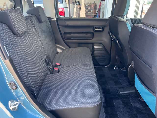 【ディーラーの車は高い？】実はそんなことないんです！ディーラーはオークションなどを使わず、自社で車を仕入れているので安いんです☆さらに諸費用も明確で安いので、総額で比較してみてくださいね♪