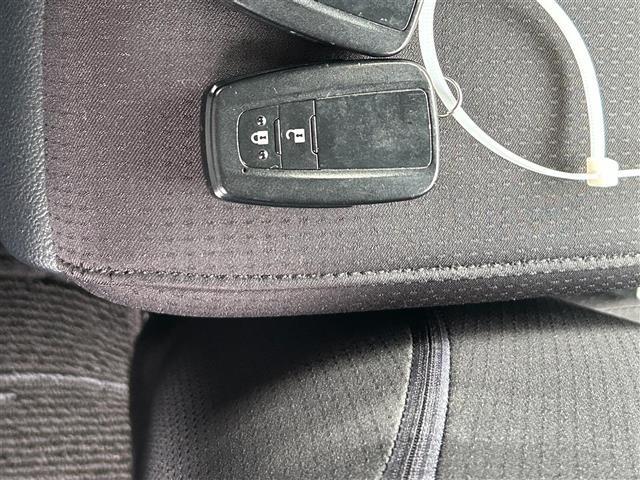 安心の全車保証付き！（※部分保証、国産車は納車後3ヶ月、輸入車は納車後1ヶ月の保証期間となります）。その他長期保証(有償)もご用意しております！※長期保証を付帯できる車両には条件がございます。