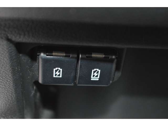 USB電源ソケットが装備でスマホの重電や音楽再生などができます