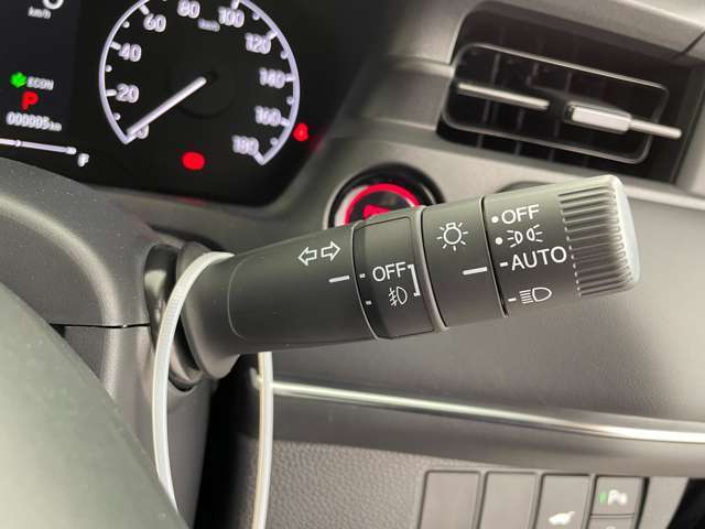 【運転席操作部】快適なドライブを楽しむための機能が装備されています！運転席から触れるので、使いやすいです！除菌プランいれていただくと、さらに清潔で安心していただけます！