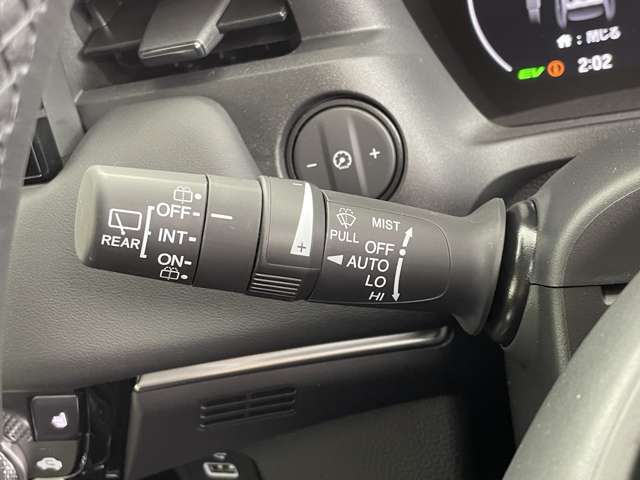 【運転席操作部】快適なドライブを楽しむための機能が装備されています！運転席から触れるので、使いやすいです！除菌プランいれていただくと、さらに清潔で安心していただけます！
