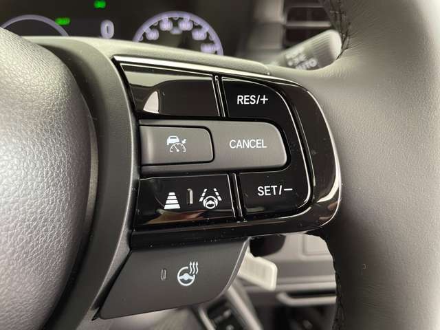 【運転席操作部】快適なドライブを楽しむための機能が装備されています！運転席から触れるので、使いやすいです！除菌プランいれていただくと、さらに清潔で安心していただけます！