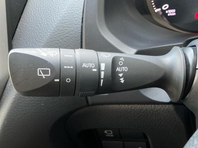 国産車から輸入車まで多様なお客様のニーズのお応えできるように、全国規模で豊富な在庫展開！車のことならWECARSへ！