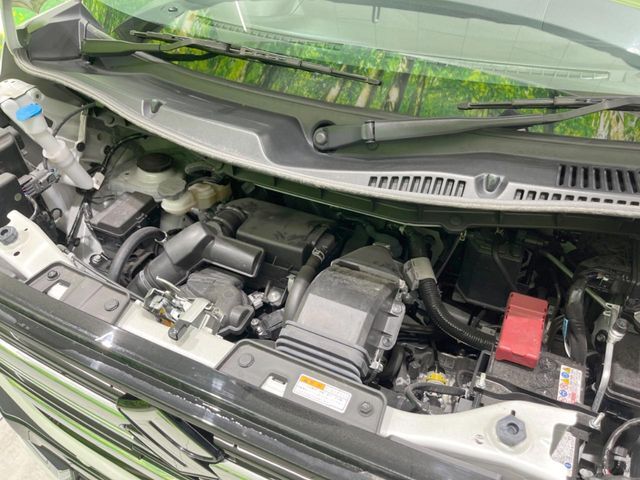 親切・丁寧な専門メカニックスタッフが応対！・車検・点検整備・事故等の修理などアフターサービスも安心。お車のカスタマイズもネクステージのサービススタッフまでご相談ください！
