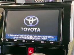 【大画面ナビ】人気の大型ナビを装備。存在感のある大画面はインパクト大！ナビ利用時のマップ表示は見やすく、テレビやDVDは臨場感がアップ！いつものドライブがグッと楽しくなります♪