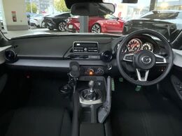 グループ総在庫数約30，000台！！全国の系列店からメーカー・車種問わずご紹介出来るので、あなたにピッタリのお車が見つかるはずです♪まずはお問い合わせ下さい☆