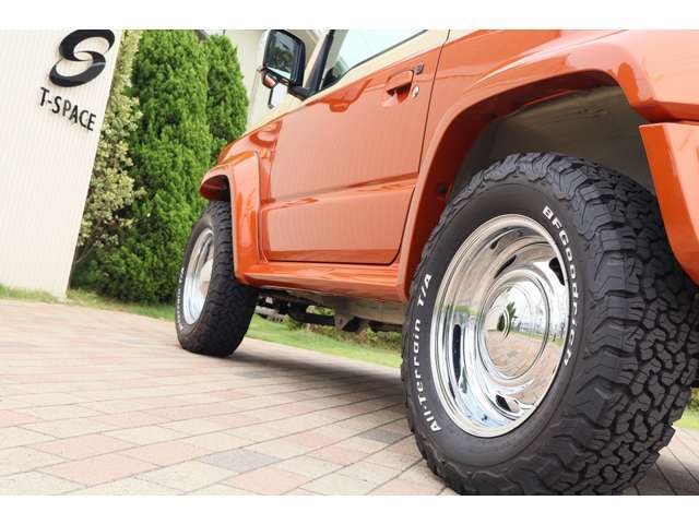 ◆【Colin/オールドカントリー】クローム16インチホイール/【BFGoodrich】ATタイヤ/オーバーフェンダーオレンジペイント