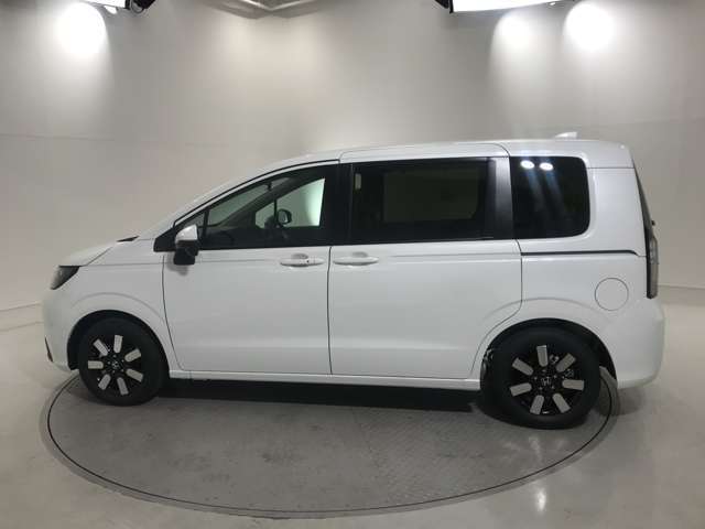 【主要装備】登録済未使用車・シートヒーター・後席サーキュレーター・衝突軽減ブレーキ・両側電動スライドドア・6人乗り・純正アルミホイール・ホンダセンシング・LEDライト・コーナーセンサー★