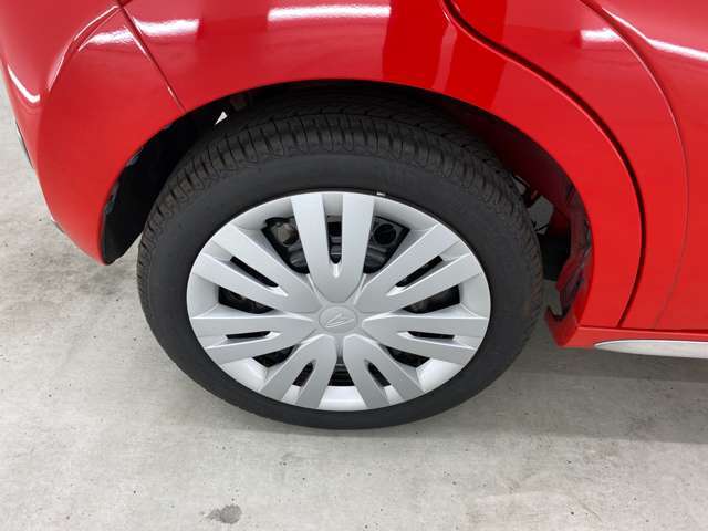 ピカピカのホイールがよりあなたの愛車を輝かせます。
