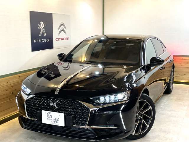 DSオートモビルならではのパリ生まれのラグジュアリーを体現するフラッグシップサルーン♪