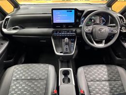 グループ総在庫数約30，000台！！全国の系列店からメーカー・車種問わずご紹介出来るので、あなたにピッタリのお車が見つかるはずです♪まずはお問い合わせ下さい☆