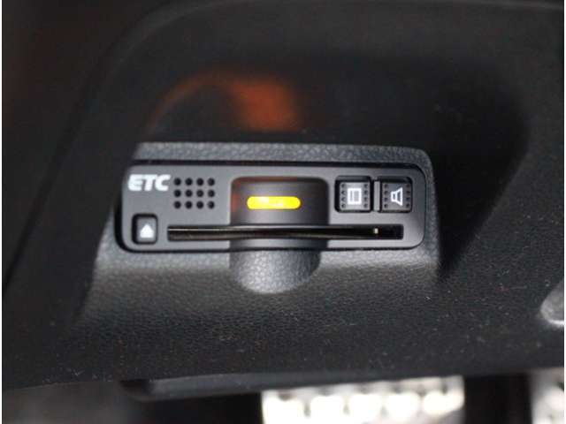 ETC車載器付ですので高速道路の料金所もノンストップです！