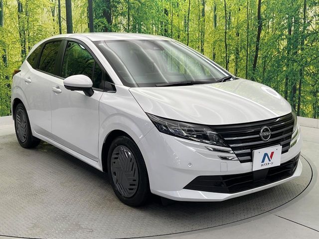 高透明度のガラス皮膜で撥水はもちろん、上質なツヤ・光沢を実現。紫外線や酸性雨から大切な愛車を保護し、色あせ・劣化を防止。「弾スプラッシュコート」、「弾プリミッサコート」からお選びいただけます。