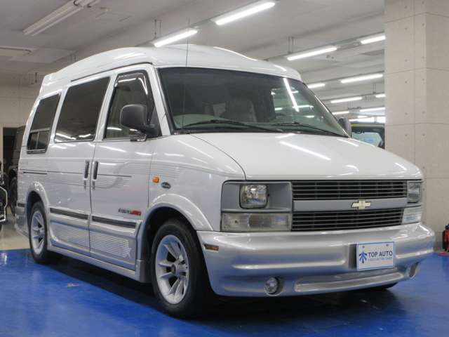 シボレー アストロ スタークラフト ブロアムハイルーフ 4WD 1996