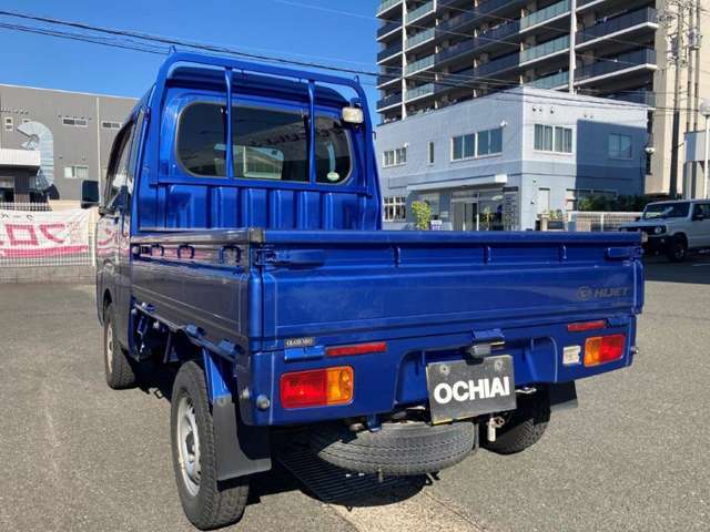 ●中古車は査定士が1台1台チェックした状態の良いものばかりです。在庫に無い車両でもご準備いたします。