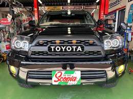 【ハイラックスサーフをご検討のお客様へ】外装チェックポイント。その1→ヘッドライトは日焼けにより黄バミ等が原因で光軸にズレが発生して車検に通らないことがあります。新品ヘッドライト交換がオススメです！！